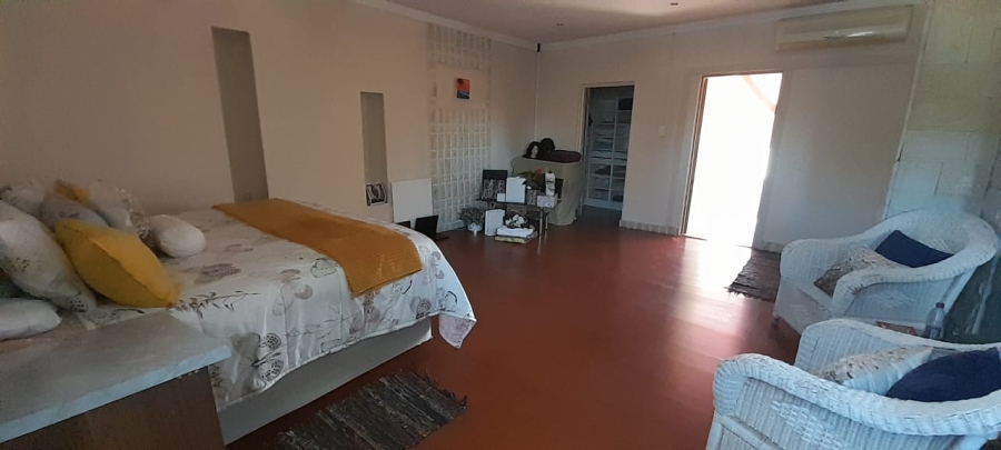 5 Bedroom Property for Sale in La Hoff North West